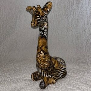LA VIE Safari Ceramic Patchwork Giraffe Figurine